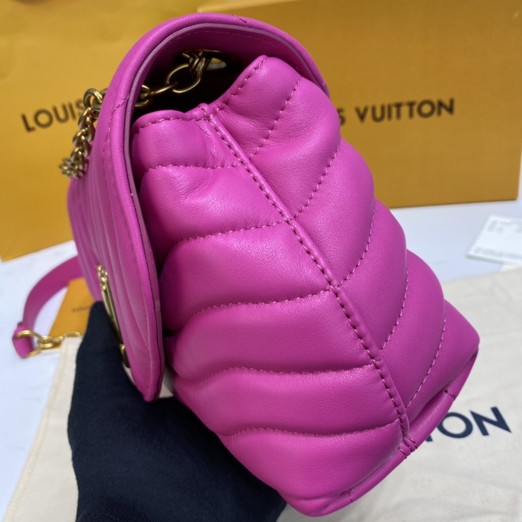 Louis Vuitton NEW WAVE CHAIN BAG M58664 Agathe Rose